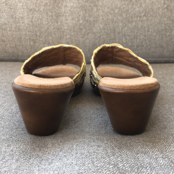 Worn once! - A2 AEROSOLES ‘Say Yes’ Woven Wedge Slide Sandals - Picture 9 of 14